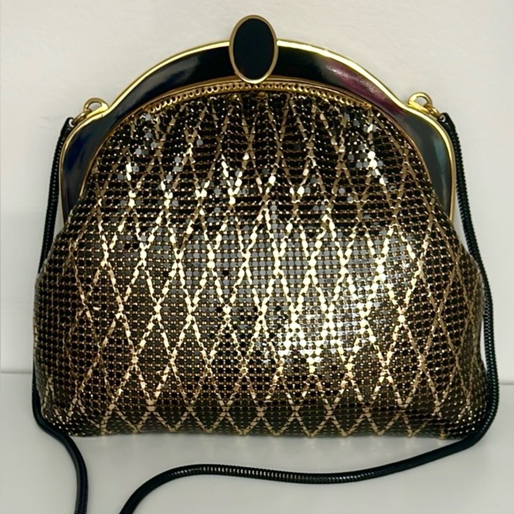 Beautiful Vintage Black and Gold Mesh Women's Evening Bag